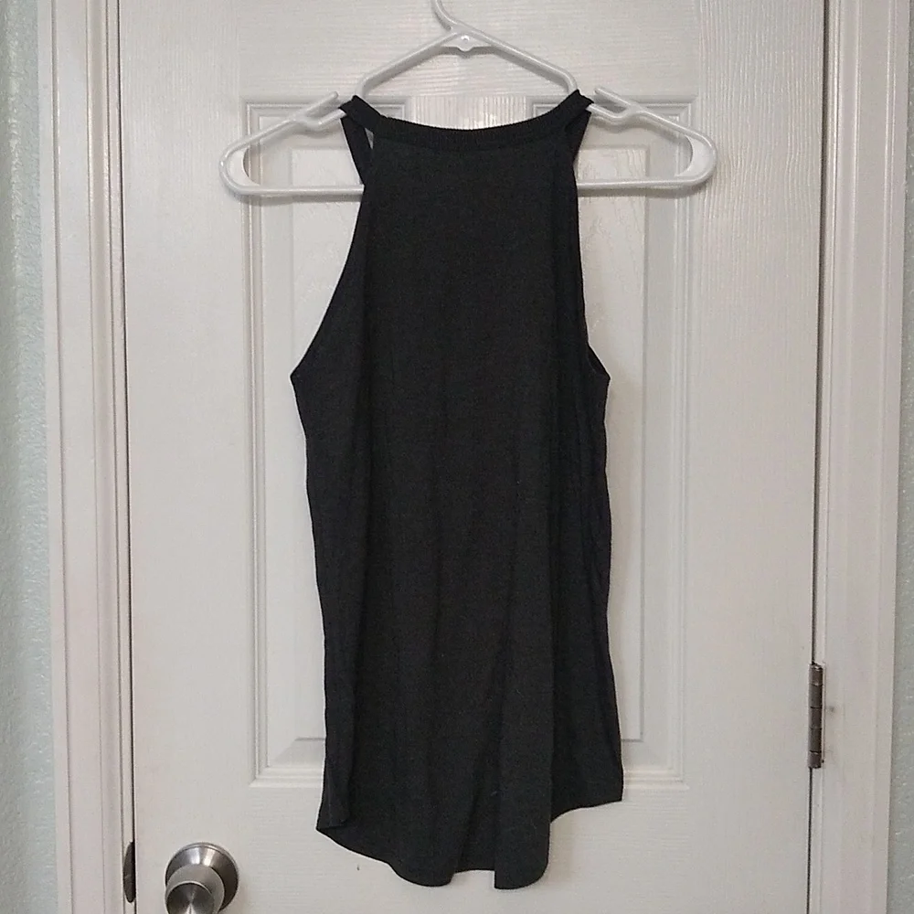 Grey Rocker Tank - Picture 4 of 4